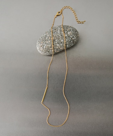 SMELLY so’　asymmetric bar necklace