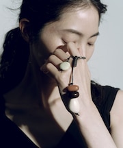 SMELLY so’　pebble jade key charm