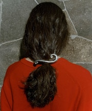 SMELLY so’ organic swirl barrette