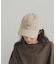 LY　LETTER CAP