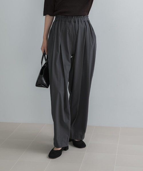 ELENDEEK EASY TUCK COCOON PANTS｜アーバンリサーチの通販｜&mall