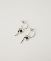 ブラックハートビジューチェーンピアス