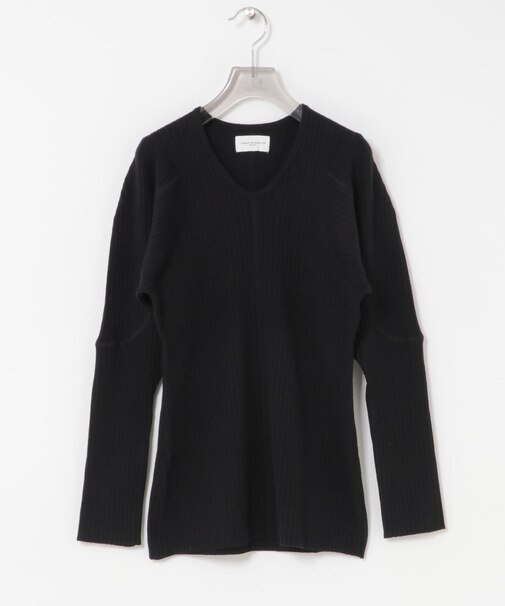 new basic　FRAME FLUID KNIT