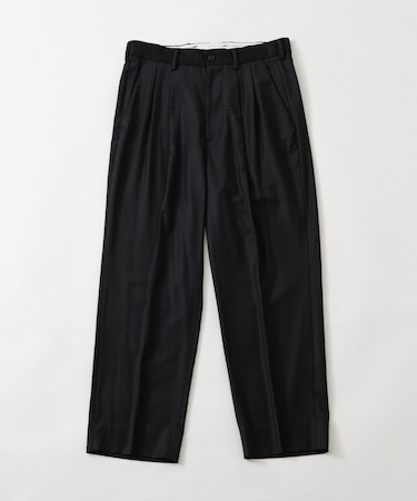new basic　WOOL SILK TAPERED SLACKS