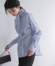 タイデザインセミシアーブラウス