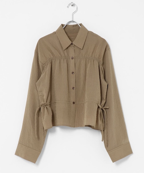 クロップドギャザーシャーリングシャツ