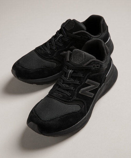 NEW BALANCE　880 V7