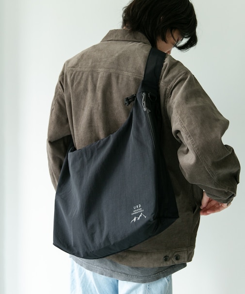 撥水MULTIPOCKET SHOULDER