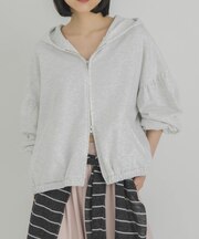 フロントZIPギャザーフーディー