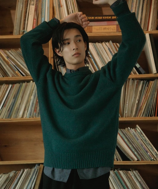 Lamb Wool Crew-Neck Knit