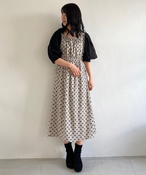 パワショルフラワーワンピ