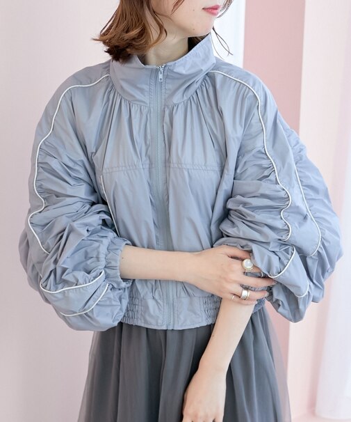 ラインショートブルゾン