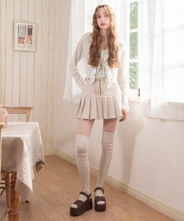 フロントレースアッププリーツスカパン