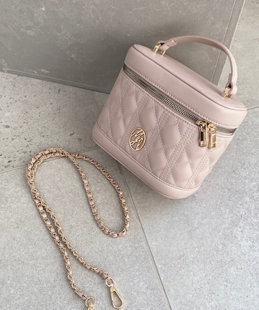 キルティングビジューバニティ