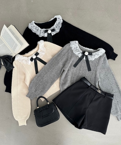 リボンブローチ付レース襟ニット