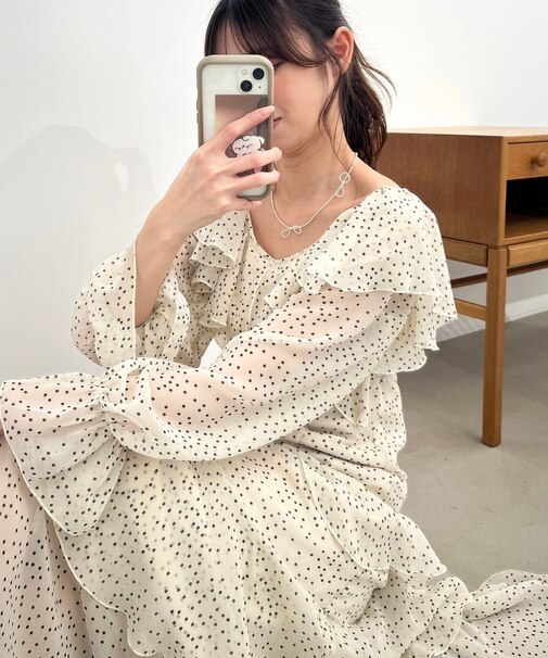 エアリーフリルロングワンピース