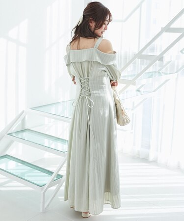 オフショルシャツワンピース