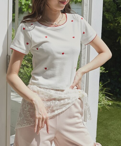 ガーリーモチーフエンブロイダリーT