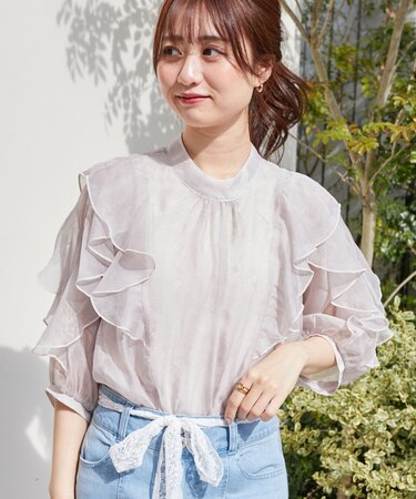 エアリーフリルブラウス