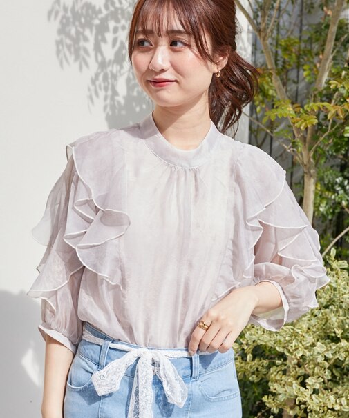 エアリーフリルブラウス