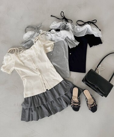 シアーフリルオフショルカットトップス