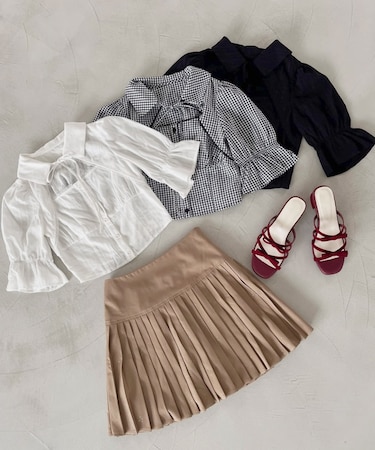 デコルテオープンブラウス