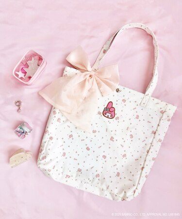 サンリオキャラクターズ 総柄トート