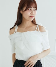 キラキラビジューオフショルトップス