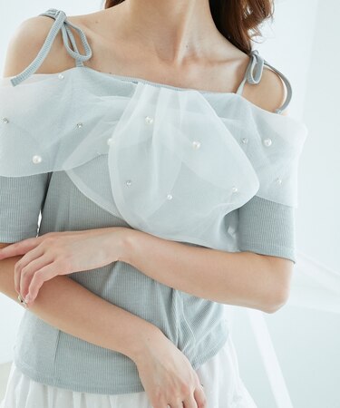 キラキラビジューオフショルトップス