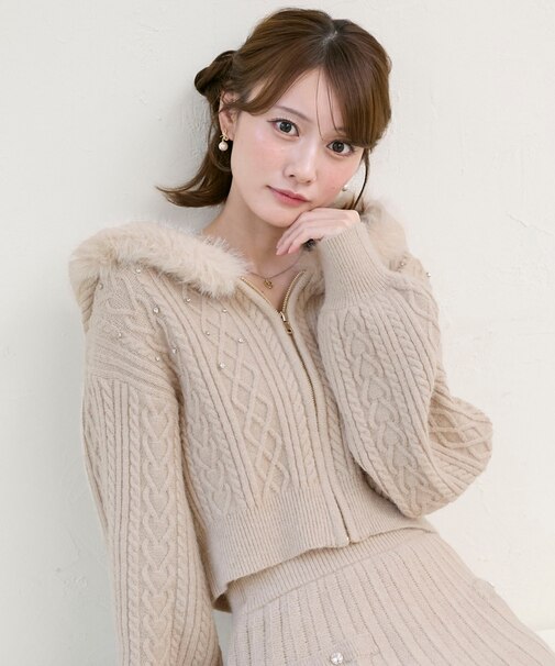 キラキラフード付きニットパーカー