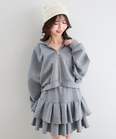 ∞キラキララインストーンショートパーカー