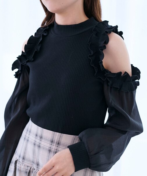 オープンショルダーフリルカットトップス