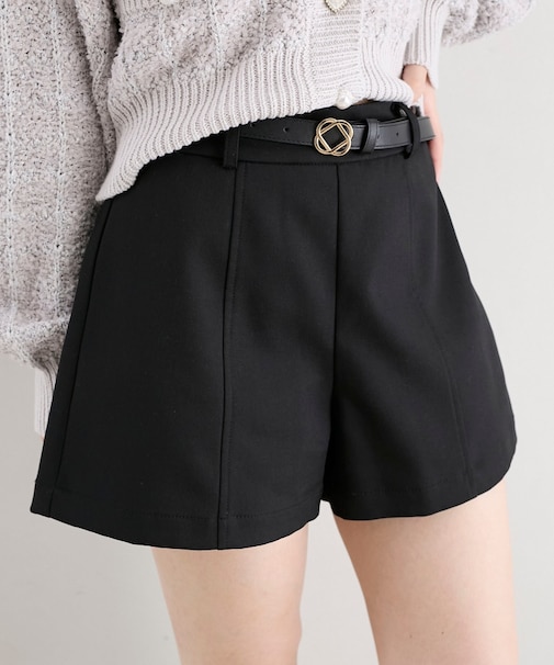 ベルト付きショートパンツ