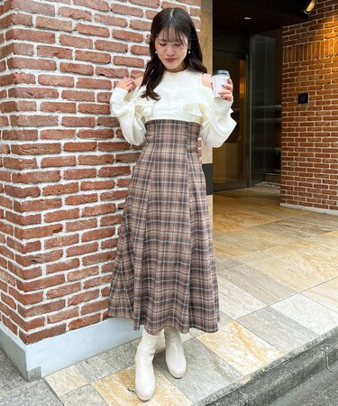 ウエストきゅっとフリルワンピース