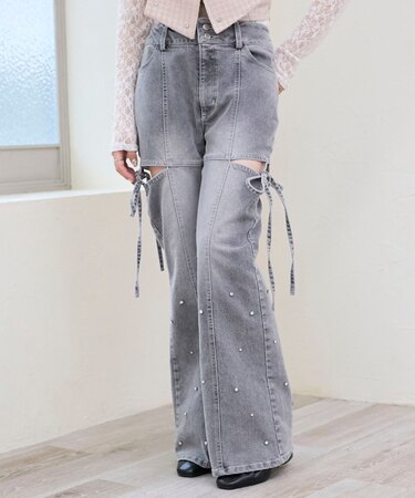 スリットビジューフレアデニムパンツ