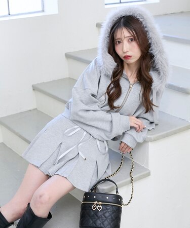 プリーツラメミニスカパン