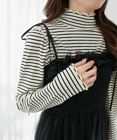 ハイネックパフスリーブトップス