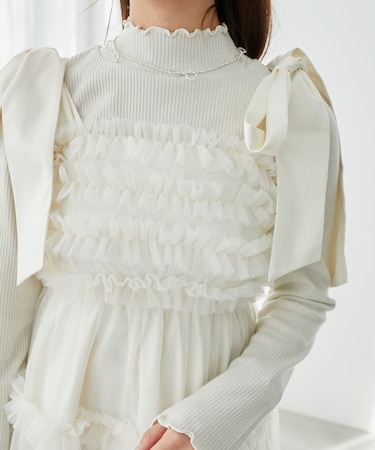 ハイネックパフスリーブトップス