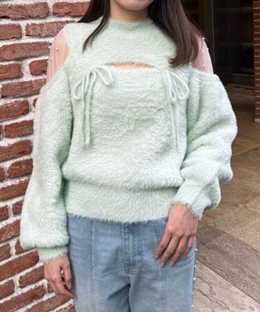 デコルテオープンシアーショルダーニット