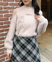 デコルテオープンシアーショルダーニット