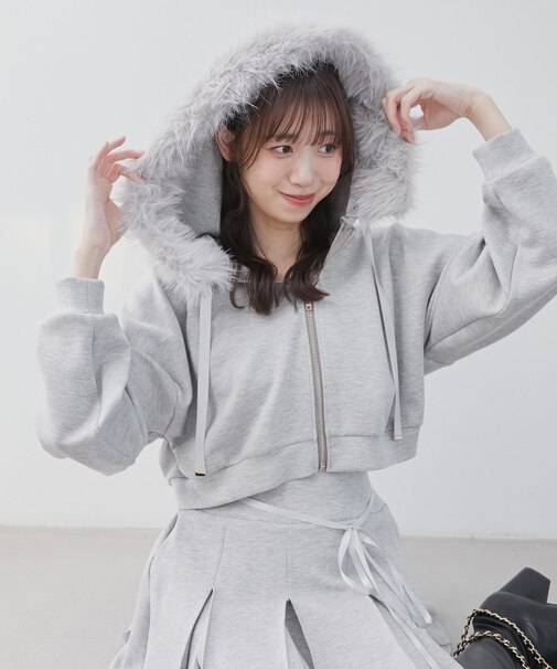 2wayフェイクファーラメパーカー