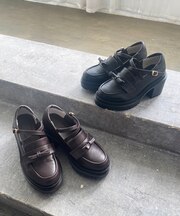 取り外しリボンクロスローファー