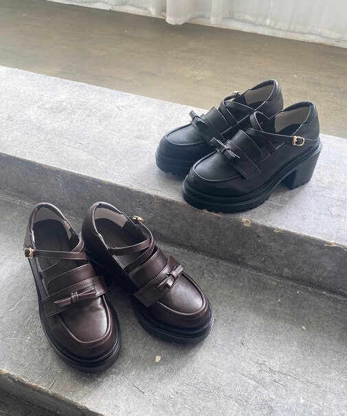 取り外しリボンクロスローファー