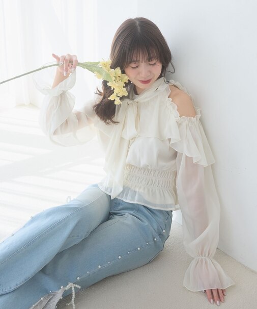 アメスリフリルリボンブラウス