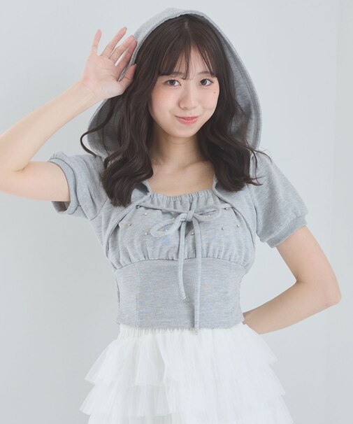 フード付きキラキラスウェットトップス