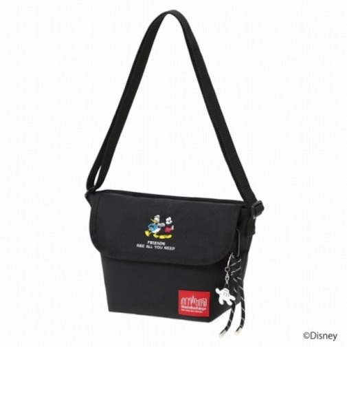 NYLON MESSENGER BAG BACK POCKET W/ DIVIDER MAGNET / MICKEY / 26