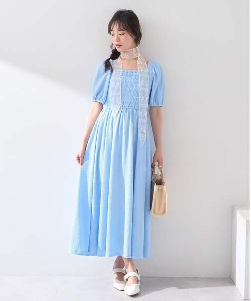 バックリボンシャーリングワンピース