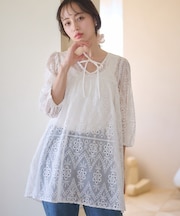パフスリーブ楊柳刺繍チュニック