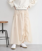 ドロストギャザースカート