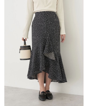 アシメラッフルヘムスカート